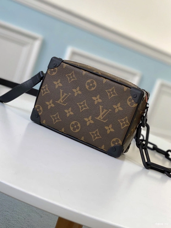 VUITTON SOFT TRUNK LOUIS 0816
